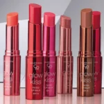 بالم لب جامد گلدن رز مدل Glow Kiss Tinted رنگ Vanilla Latte شماره 01