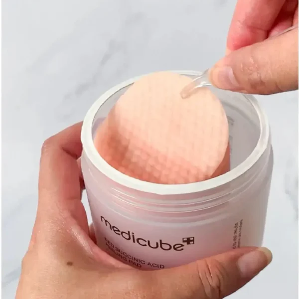 پد لایه بردار پوست مدیکیوب مدل Red Succinic Acid