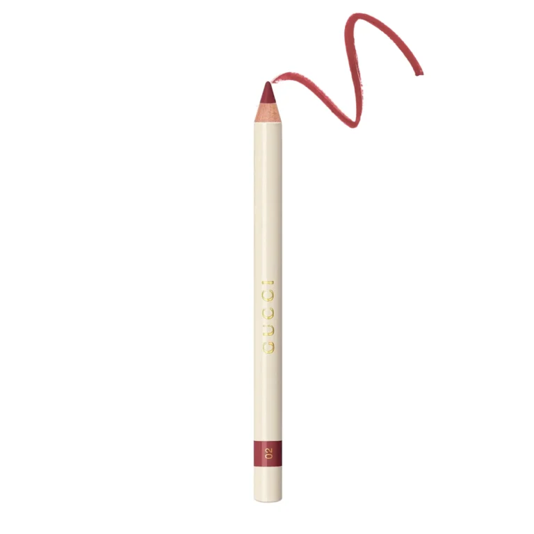 مداد لب گوچی مدل Crayon Contour رنگ قرمز شماره 04