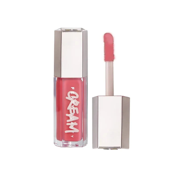 رژ لب مایع فنتی بیوتی مدل Gloss Bomb Cream رنگ Fenty Glow 02